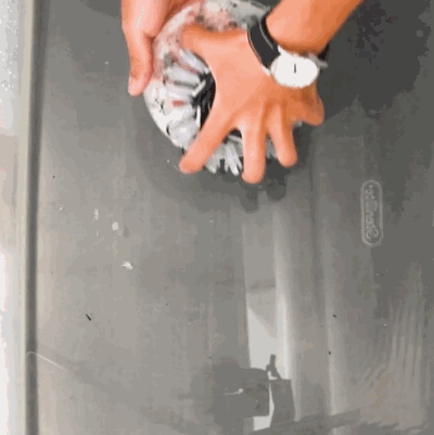 This solar array expands itself at the right temperature