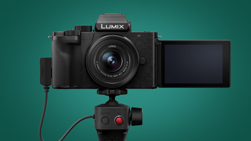 Panasonic G100 is a tiny vlogging camera with one very clever audio trick