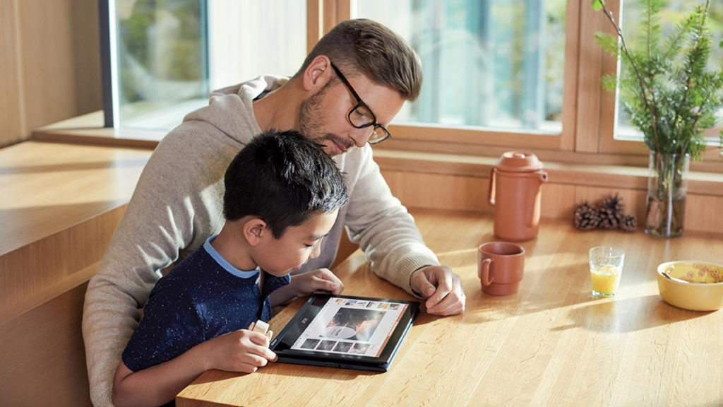 Windows 10’s big redesign is seemingly pinching bits of Windows 10X