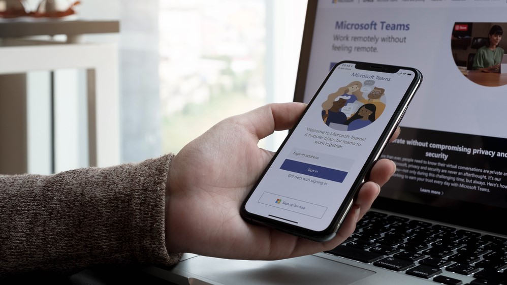 Using Microsoft Teams on mobile might actually get more useful at last