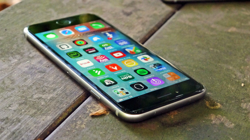 iPhone 6 and other phones too old for iOS 14.6 receive an important security update
