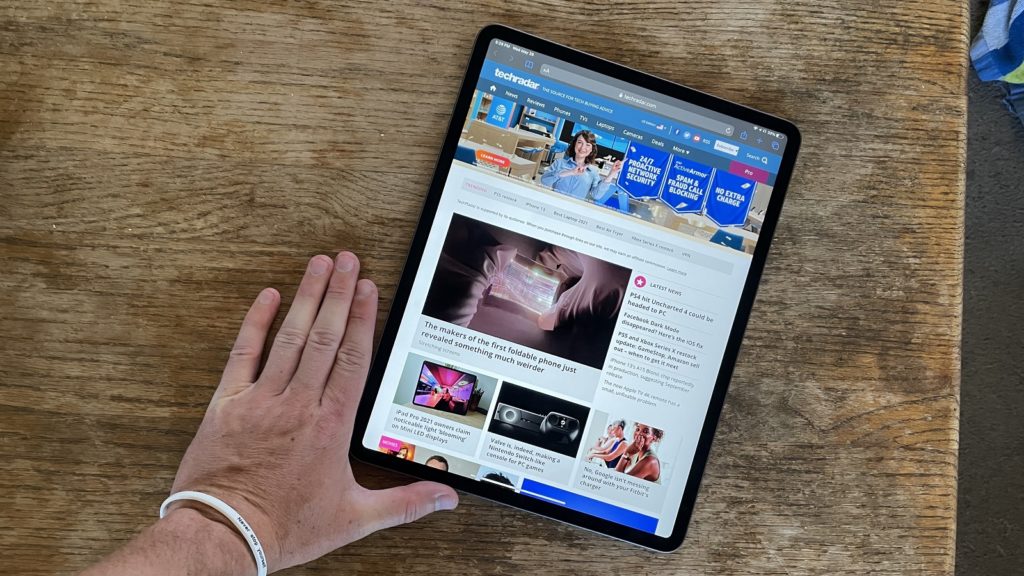 Future iPad Pro tablets could be even bigger than they currently are