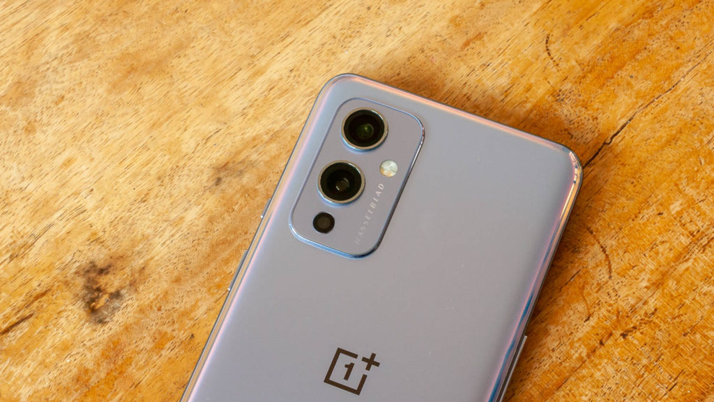 OnePlus Nord 2 looks surprisingly like the OnePlus 9 in official images