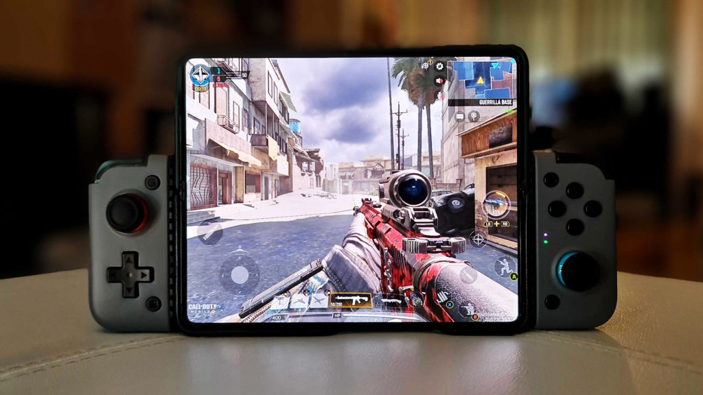 Samsung's Galaxy Z Fold 3 made me love mobile gaming again