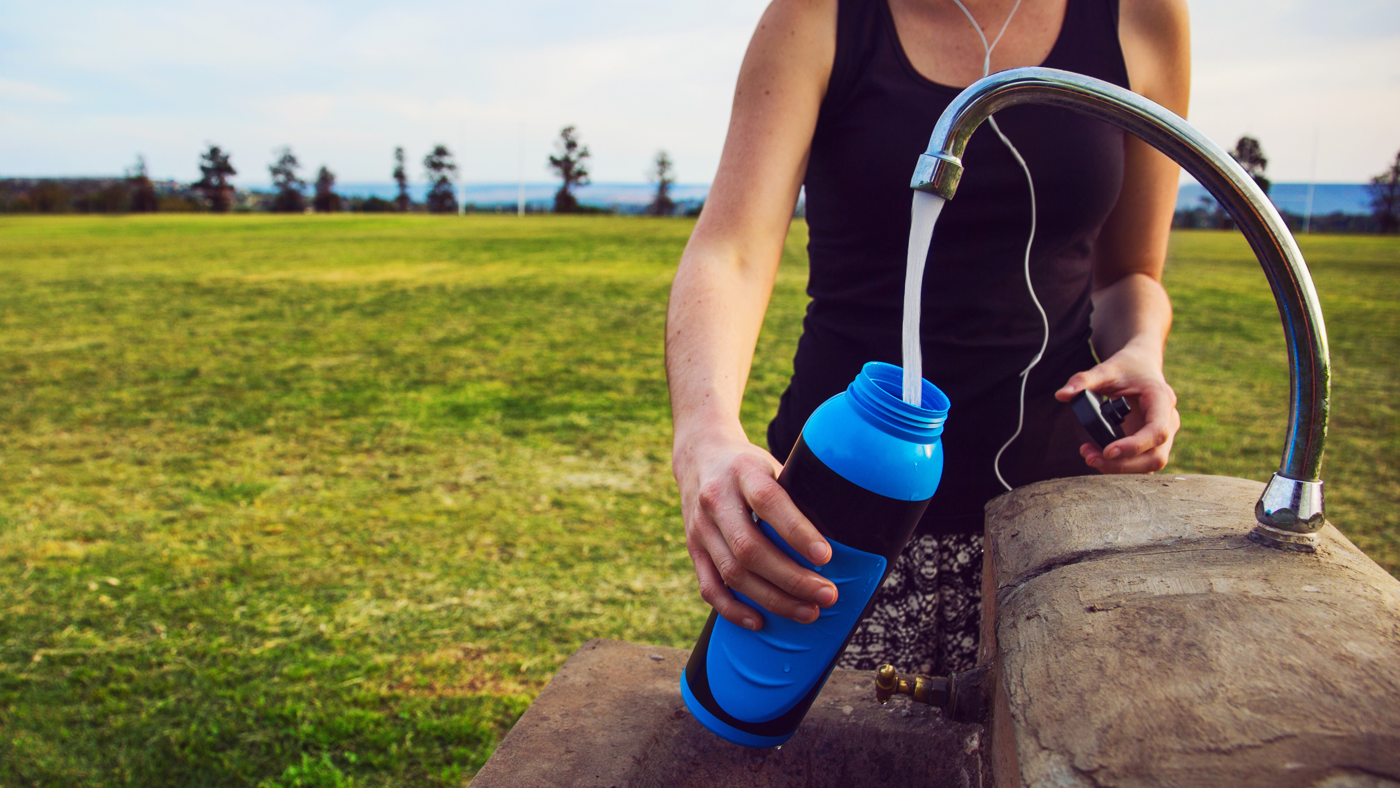 Strava now helps you find a public toilet or water fountain during a run or ride