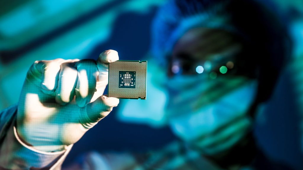 Intel and AMD reportedly pull chip sales to Russia