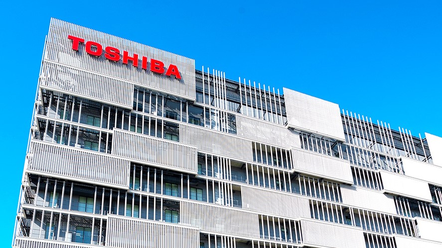 Toshiba CEO resigns as company re-organization turmoil continues