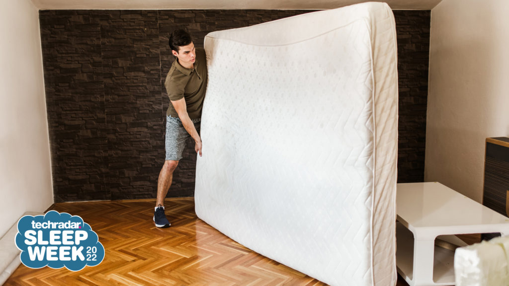 How to dispose of a mattress: recycling and donation in the US and UK