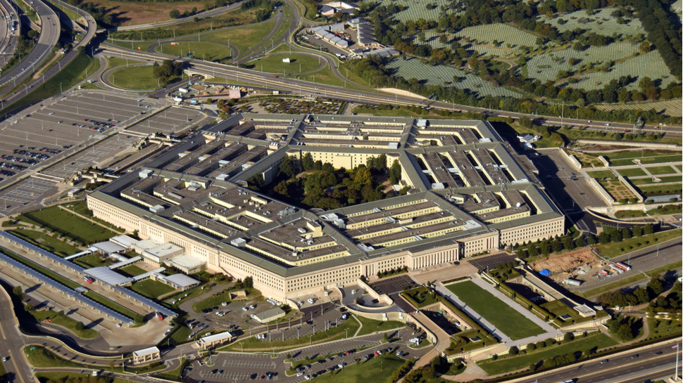 Pentagon set to award billions in cloud contracts