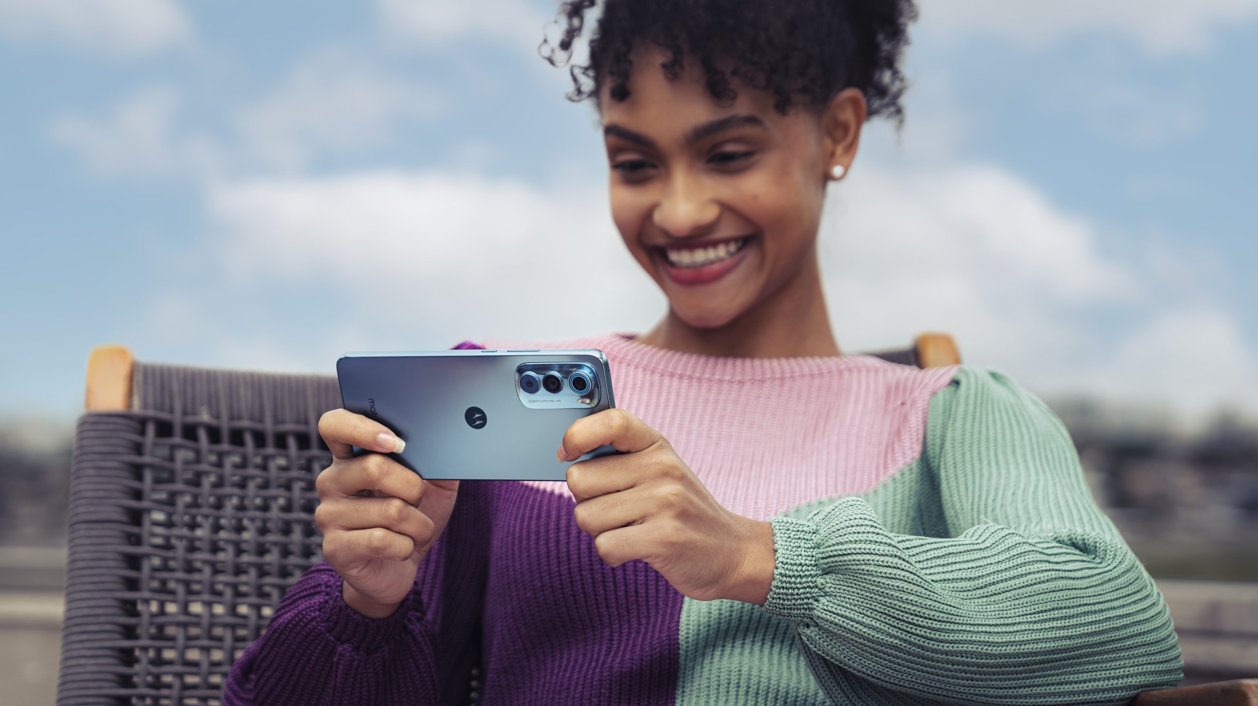 Motorola Edge 30 release date, price, specs, and features