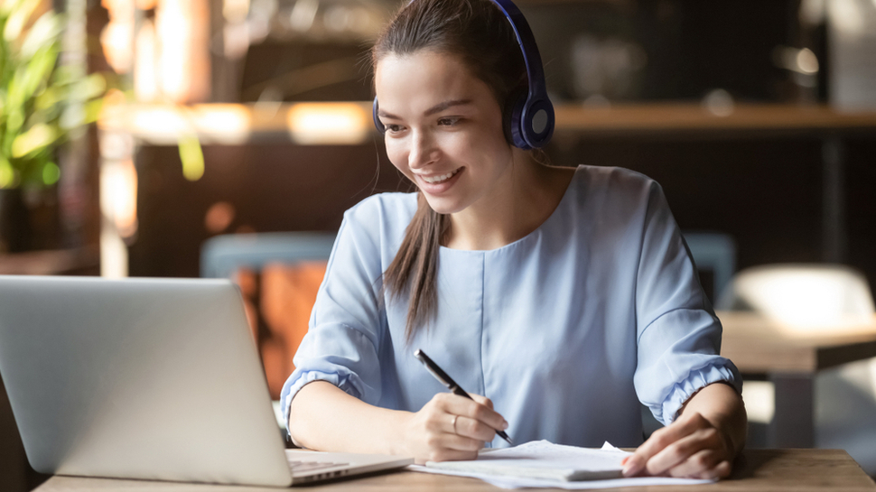 Best headset for conference calls 2022: best headphones with a mic for working from home and more