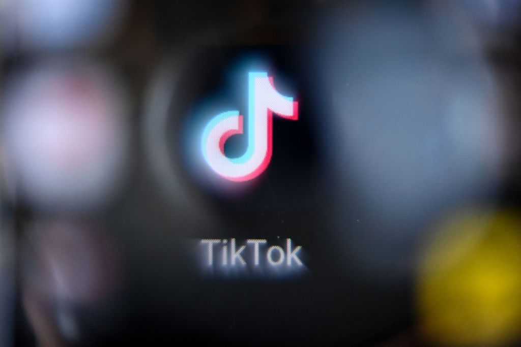 TikTok is Sharing Money to Content Creators through Ad Revenue