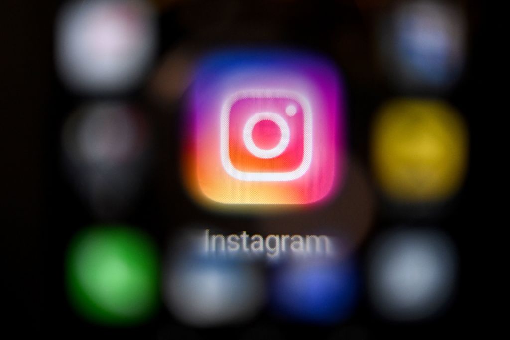 Instagram’s New Feature Will Only Let You See Three Stories at Once: Bad News for Content Creators?