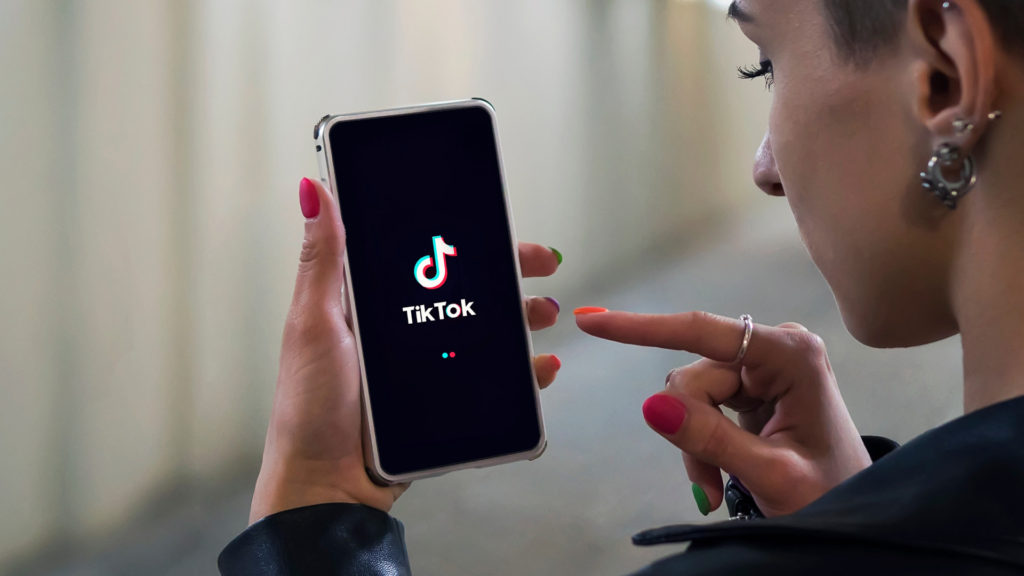 TikTok update helps to prevent users from being cheated out by their own videos