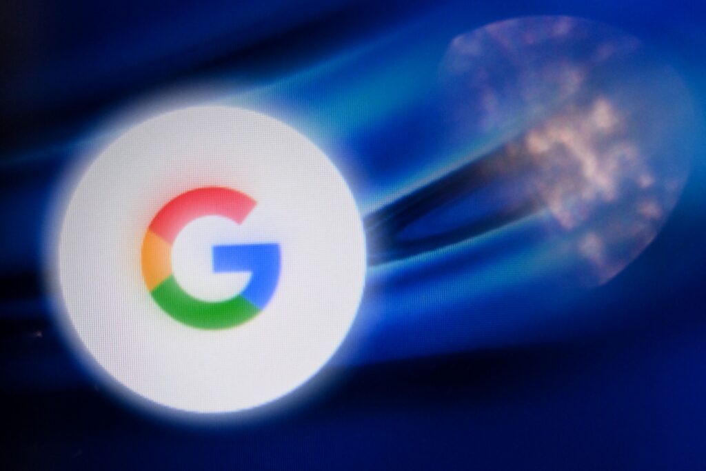 Google Finds ISPs Helping Attackers Spread Hermit Spyware on iOS and Android