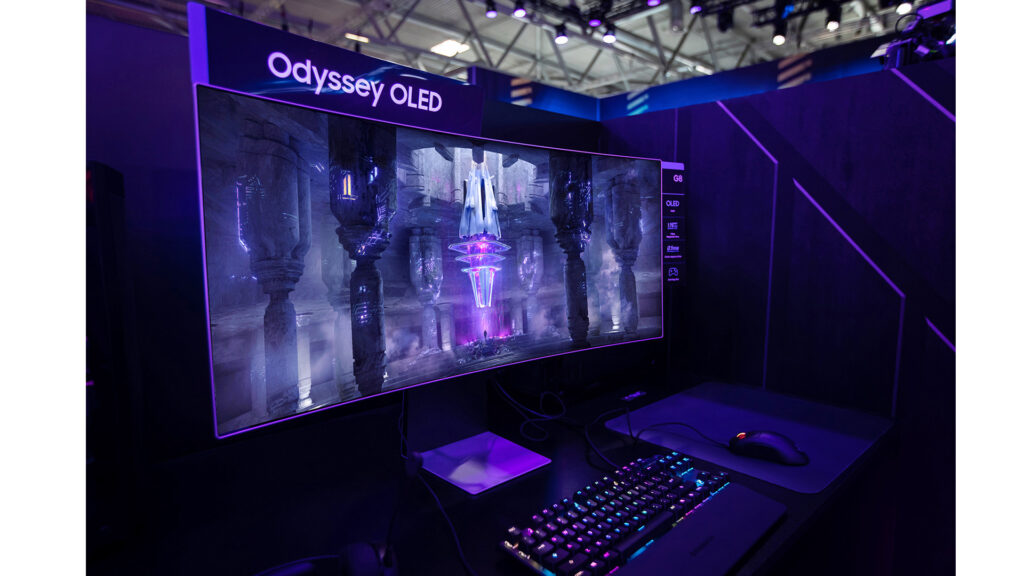 Hey esports fans, the Samsung Odyssey OLED G8 is the monitor you'll want to buy