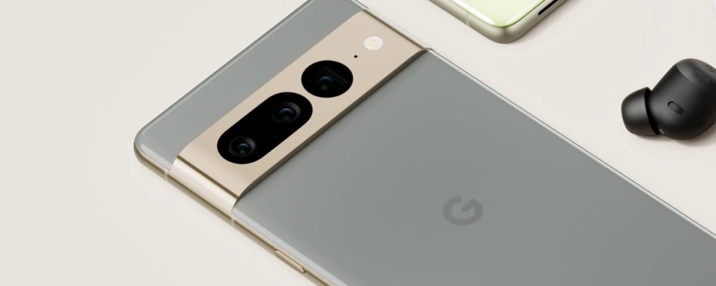 Google Pixel 7 Ads Leak: Macro Focus is Coming to 7 Pro for Small Details, Pixel 7 with Cinematic Blur