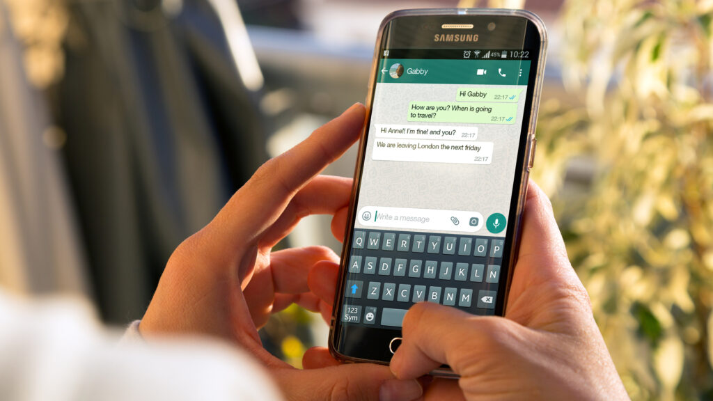 WhatsApp betas on Android make it easier to talk to yourself