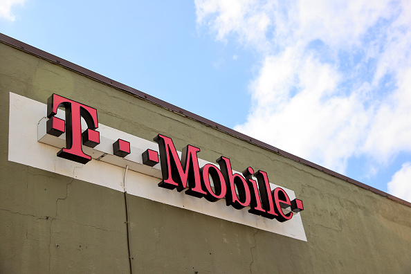 T-Mobile is In Talks with Ryan Reynolds' Mint Mobile for Possible Acquisition