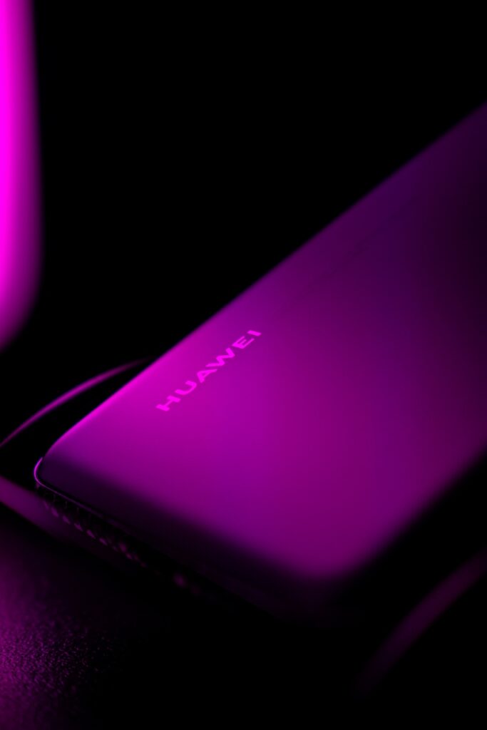 Xiaomi and Apple Take Larger Market Share as Huawei User Base Drops