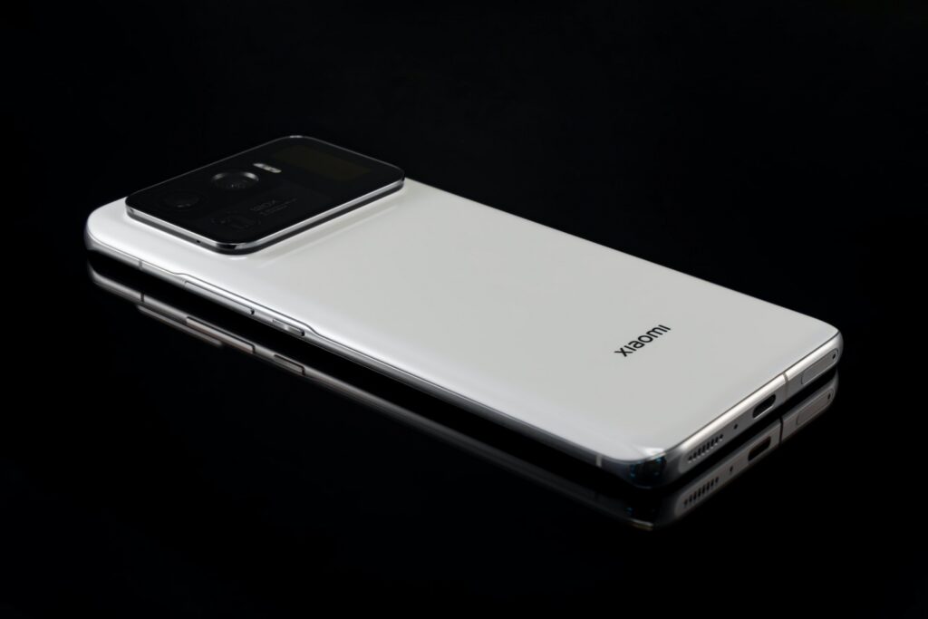 Xiaomi 13 Pro Flagship Hits Global Market, Targeting Competitors