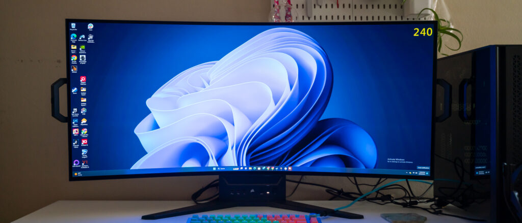 I was wrong: the Corsair Xeneon Flex bendable display isn't just a gimmick