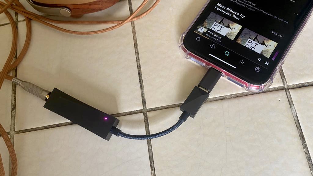 If this cheap USB-C DAC doesn't get you into hi-res audio on iPhone, nothing will