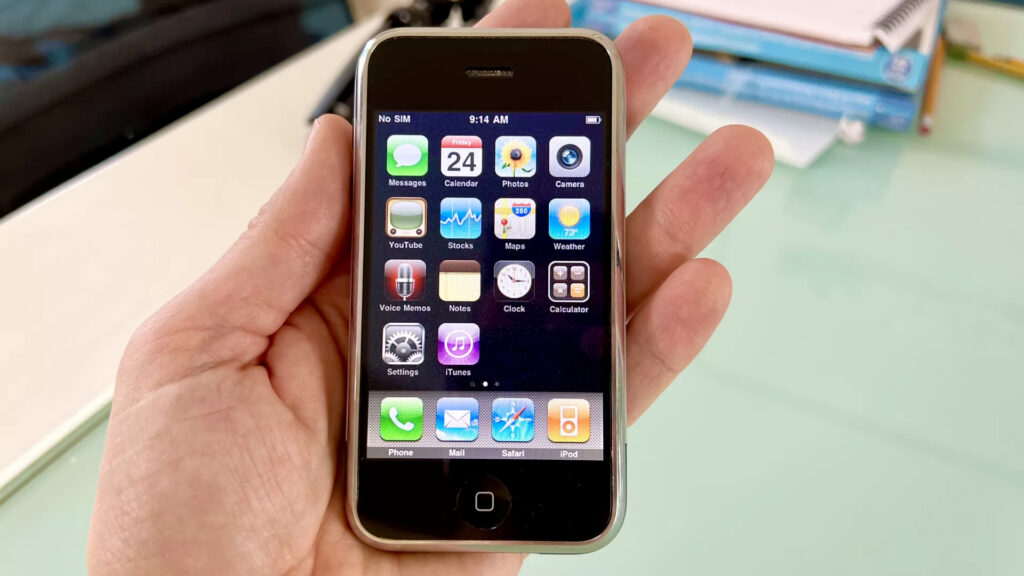 Your old work iPhone could soon be absolutely useless - and it's Apple's fault