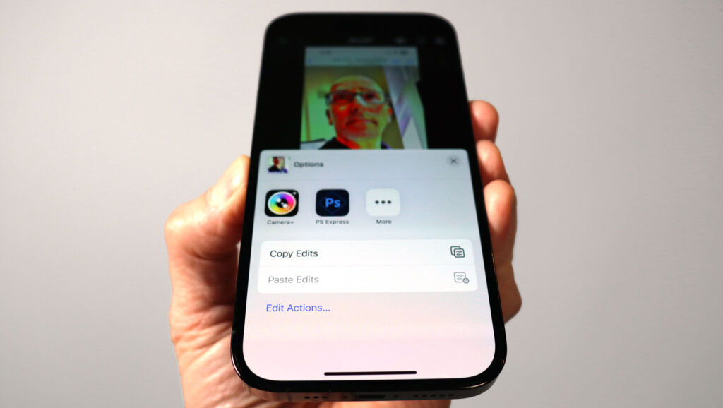 How to batch-edit photos on iOS 16