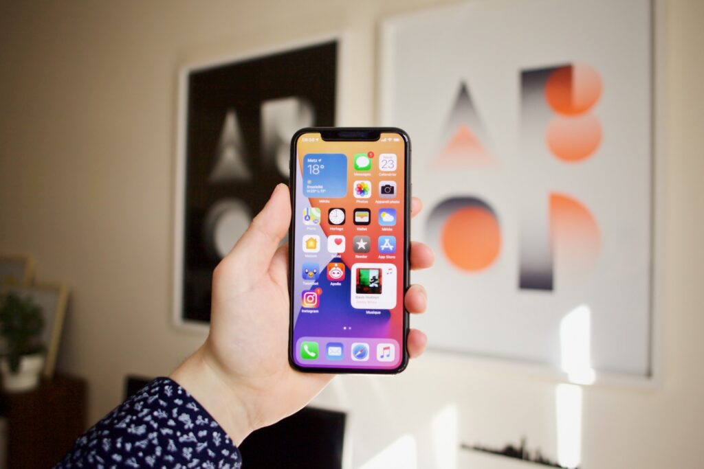 5 Practical iOS 17 Features You Need to Add to Your Routine [2023]