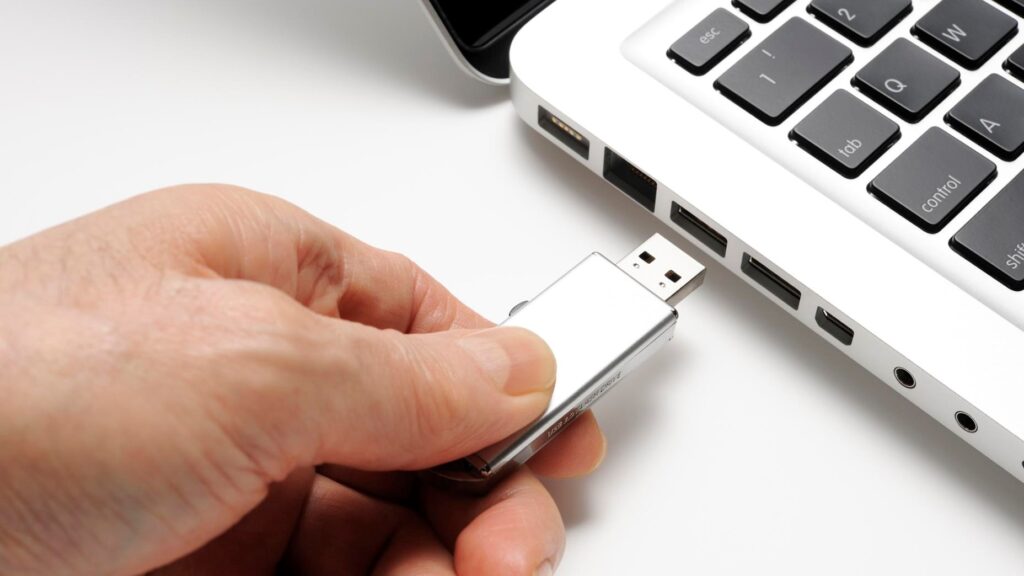 Your USB drive could be hiding some awful new malware