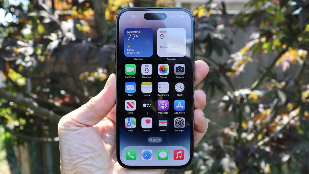 A reason to skip iPhone 15? The iPhone 16 could get a much brighter OLED screen