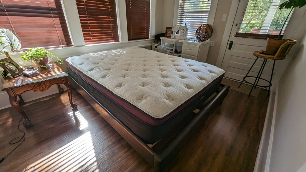 Helix Dusk Luxe mattress review: a heavenly sleep experience for back and stomach sleepers