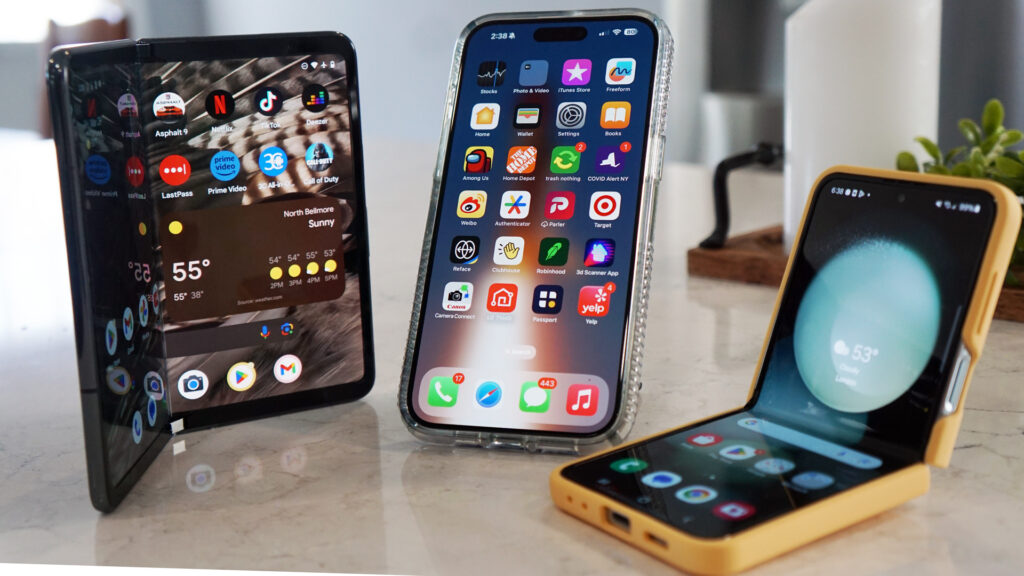 Apple may not like the state of folding
technology but there's no way it's shelving the foldable iPhone