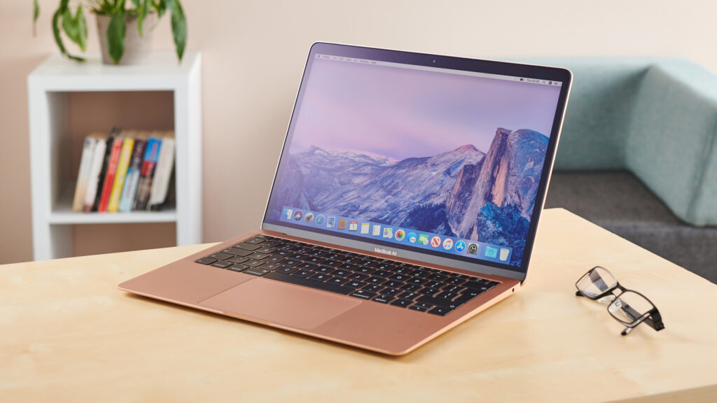 Apple's M4 MacBooks can’t come soon enough as Mac sales plummet