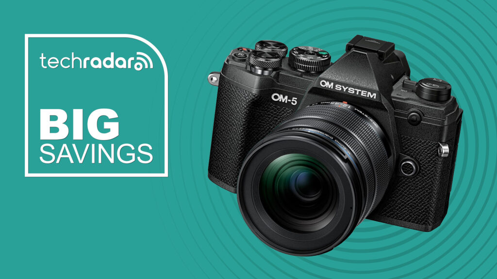 Want a dream lightweight camera and lens for travels? The underrated OM-5 is our top pick at this record low price