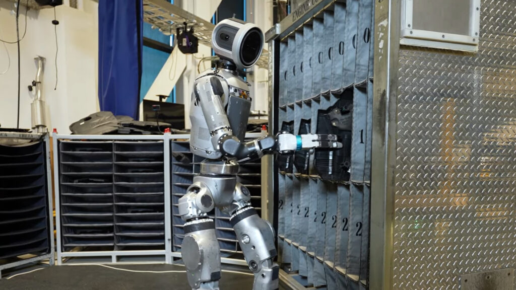 Atlas robot's fully autonomous video is this Halloween's scariest video